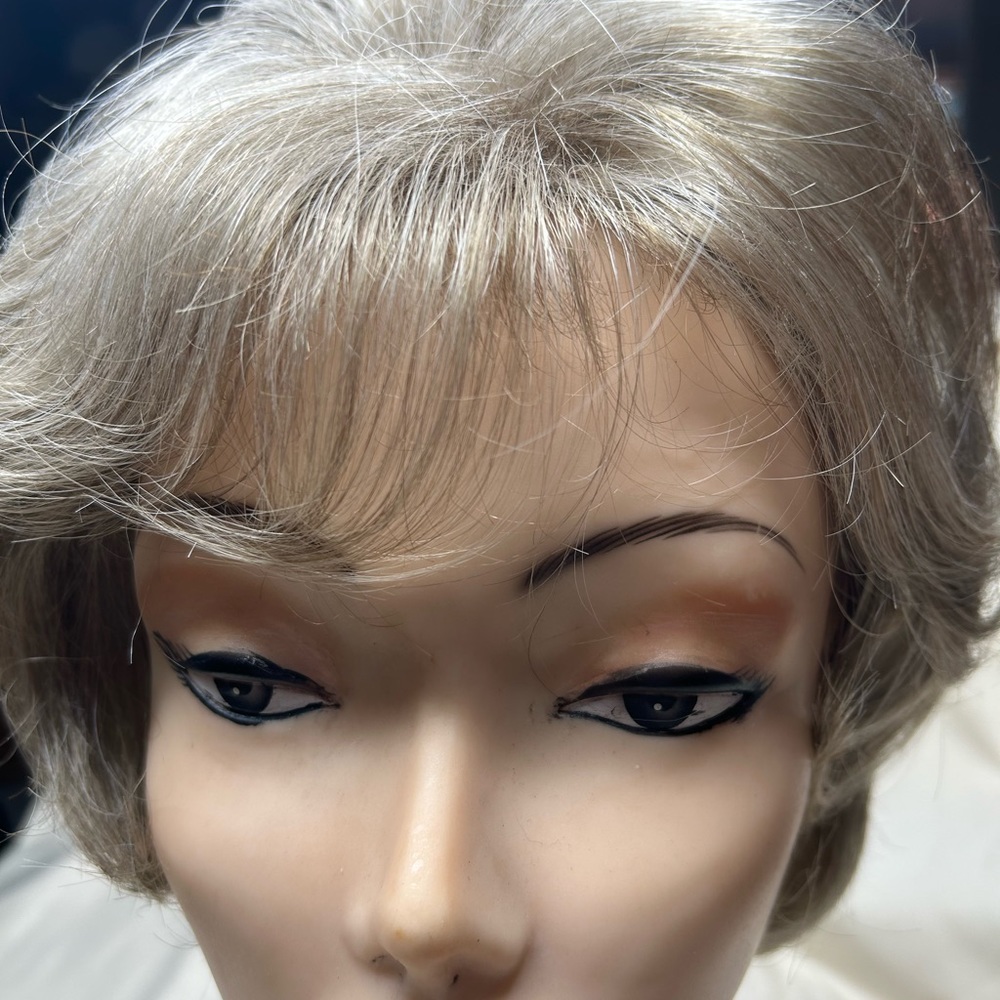 Christine Jordan Short Layered Women’s Wig in Ash Blonde - Picture 5 of 8